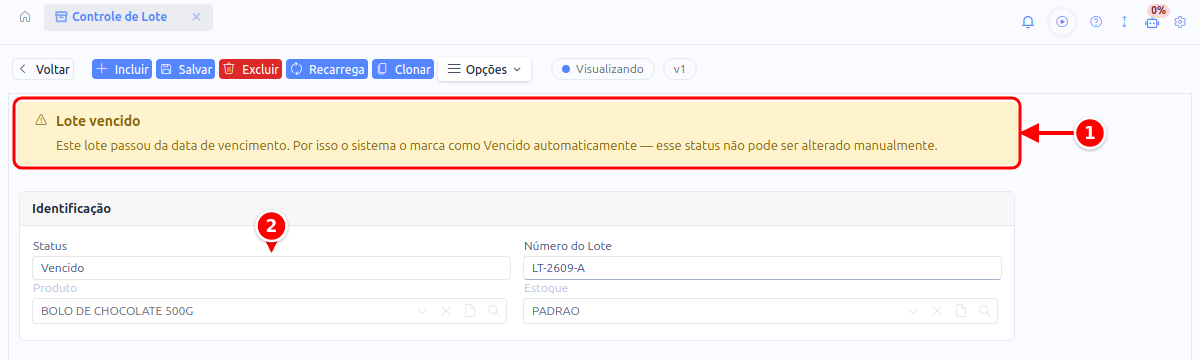 Lote vencido aberto, com o aviso no alto da tela e o status somente para leitura, numerados de 1 a 2